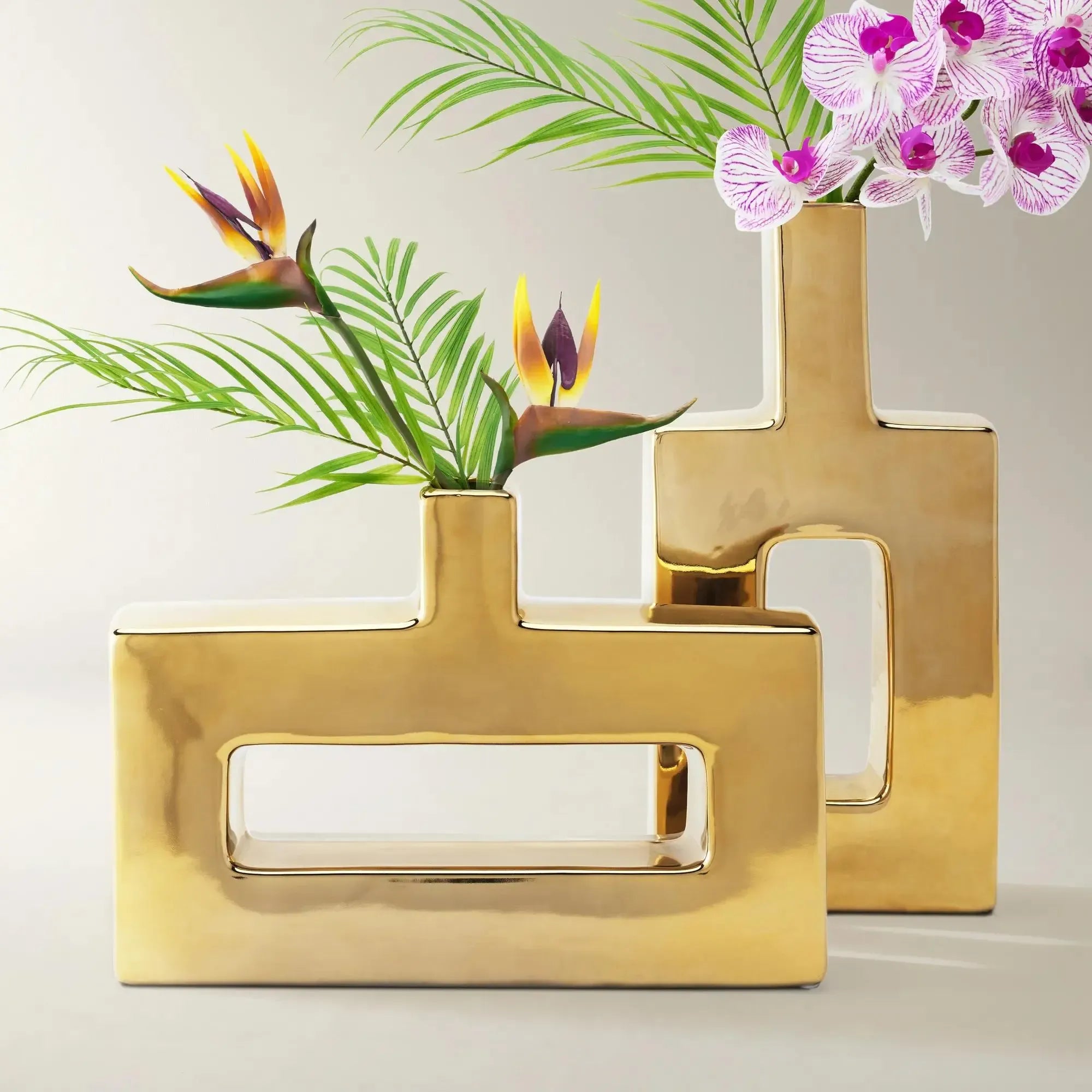Z Gallerie Miami Gold Vase, Home Decorative Vase or Sculptural pieces for Living Room Office Room Flowers Peonies Ceramic Ornaments Decoration Design Dining Table Centerpiece Modern Plant Vase,summerwins